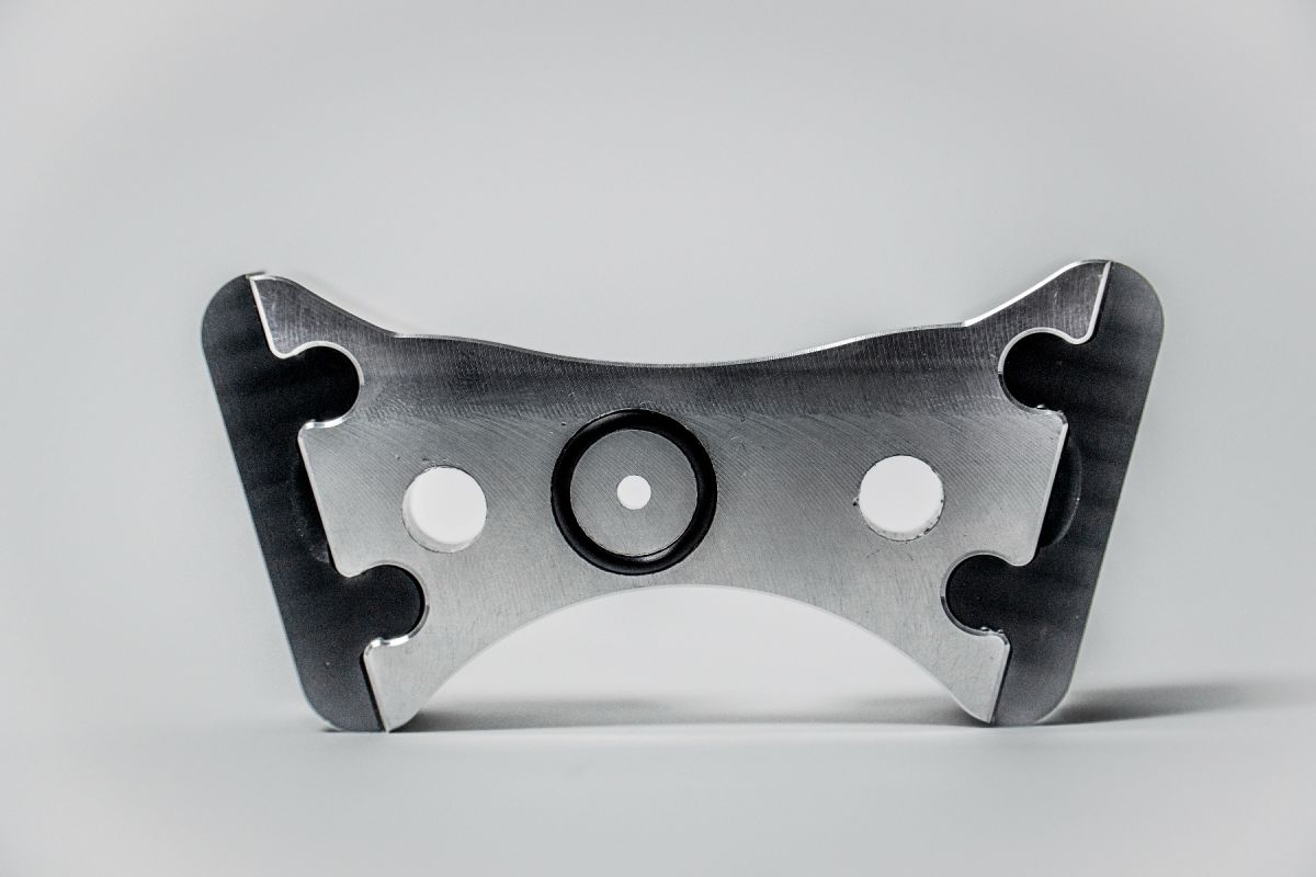 VVT DELETE FRONT COVER KIT BUNDLE WITH TIMING CHAIN GUIDE